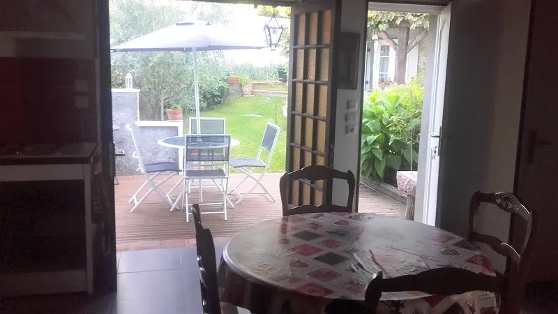 Au petit bonheur vue vers l'extérieur (2)