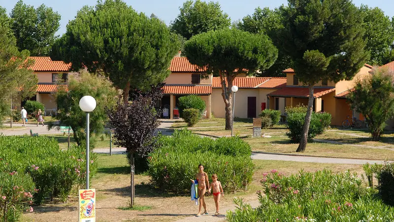 Azureva St Cyprien 5