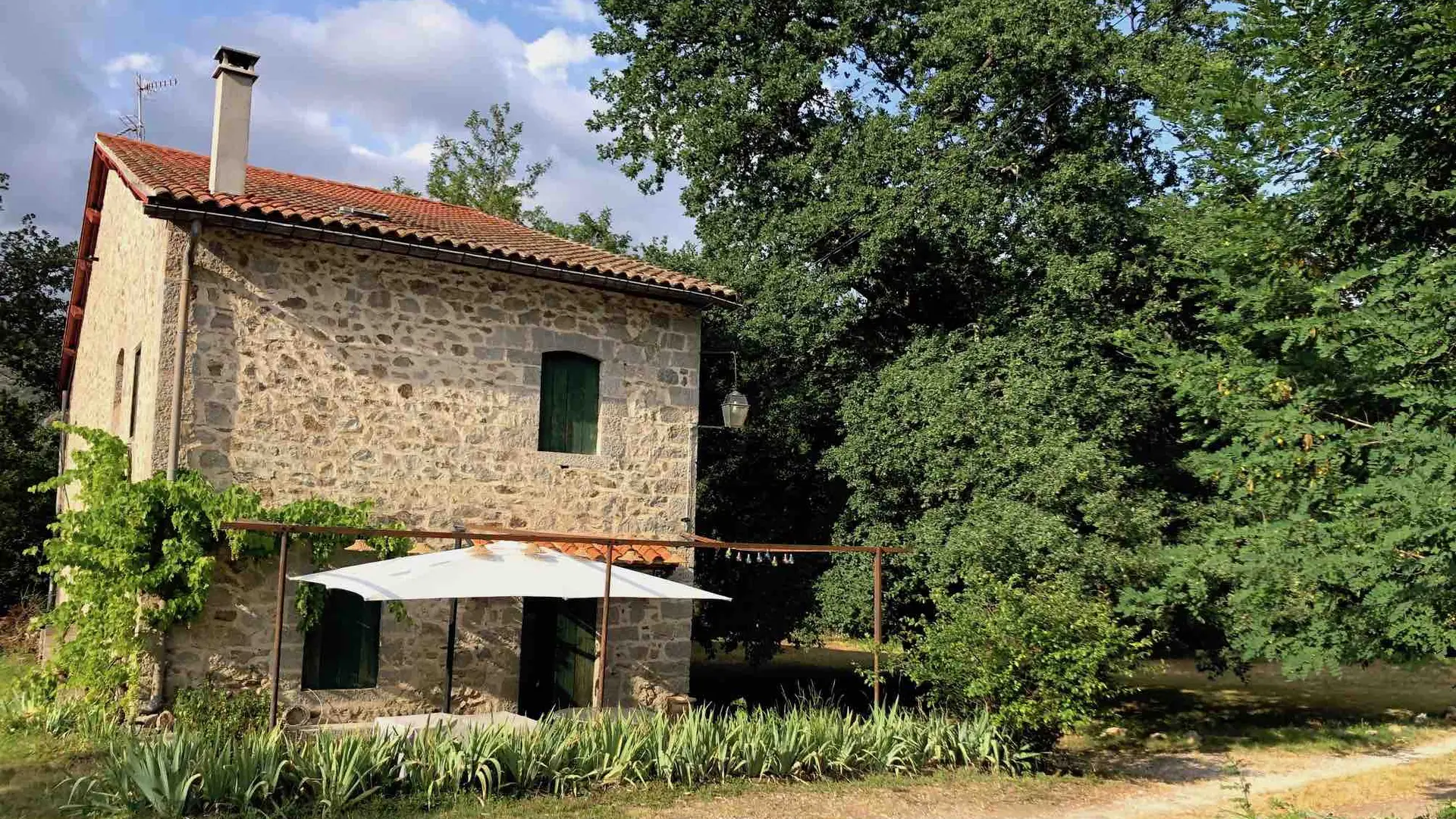 Vue vers façade Sud-Ouest