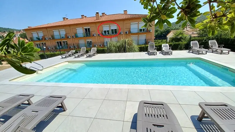 BALCON VUE PISCINE 207