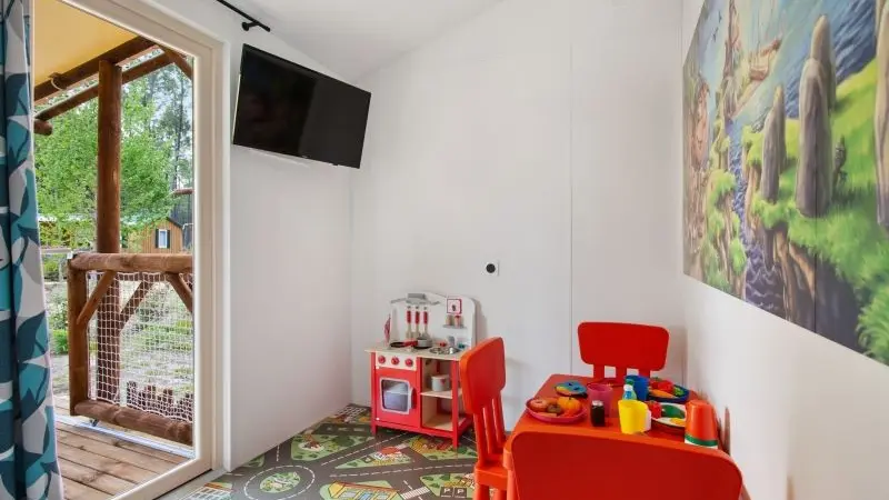 CAMPING MARINETTE 11