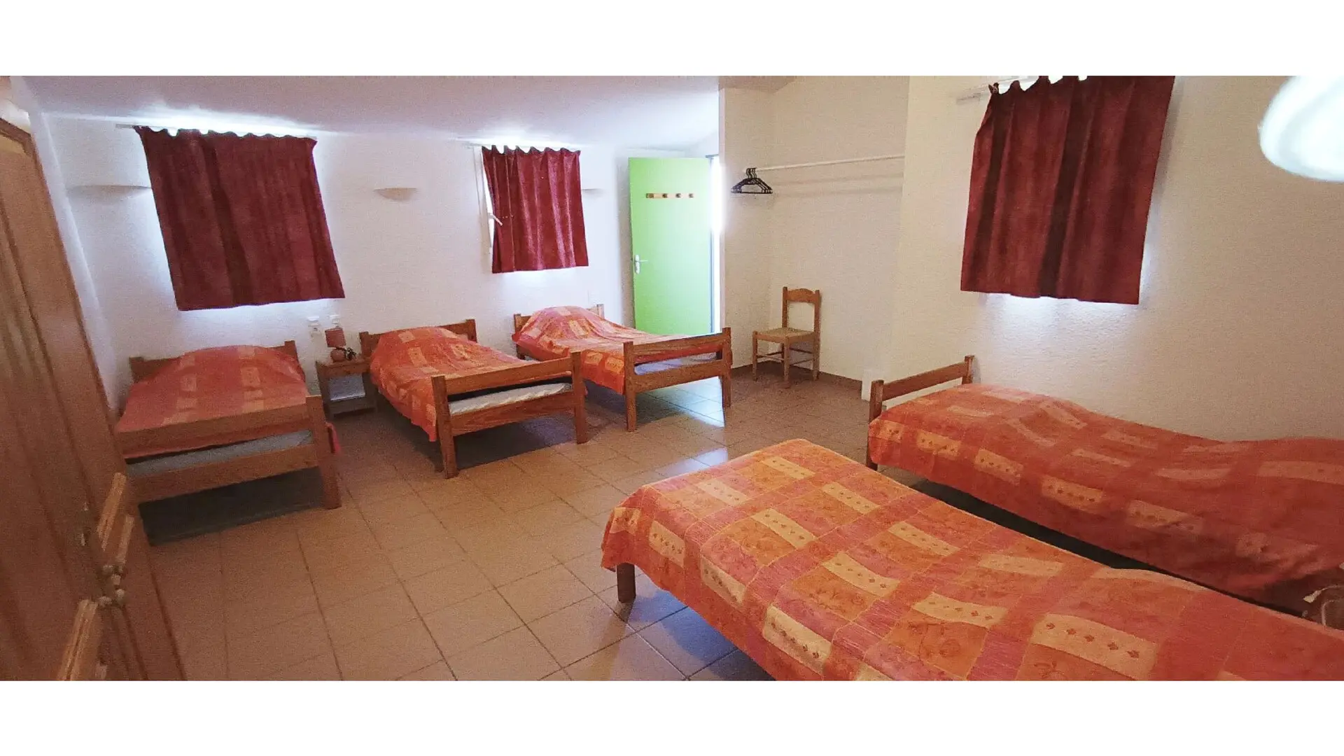 CHAMBRE 5 PERS- GITE BENJAMIN