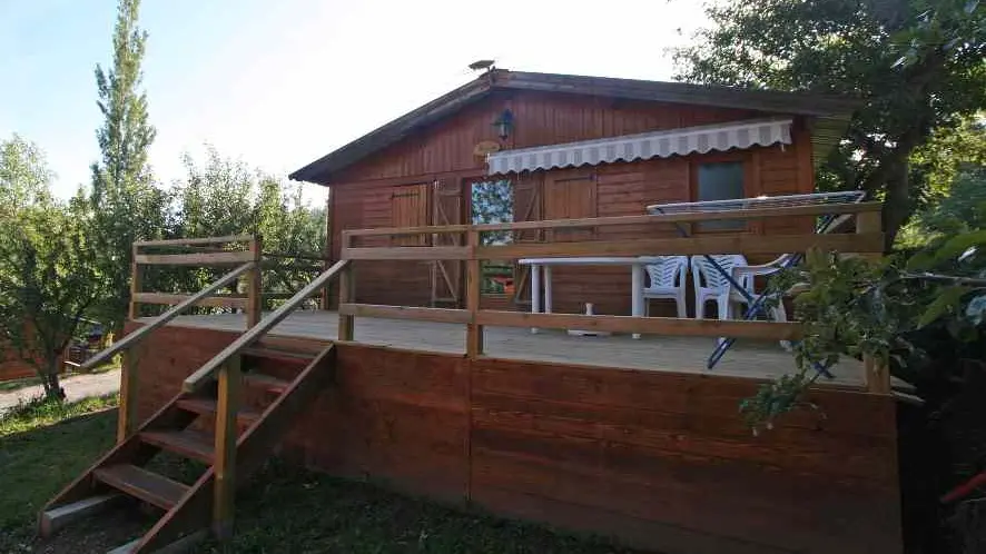 Camping_El_Pailles_Chalet_à_louer_4_personnes_Perce_Neige_aExterieur