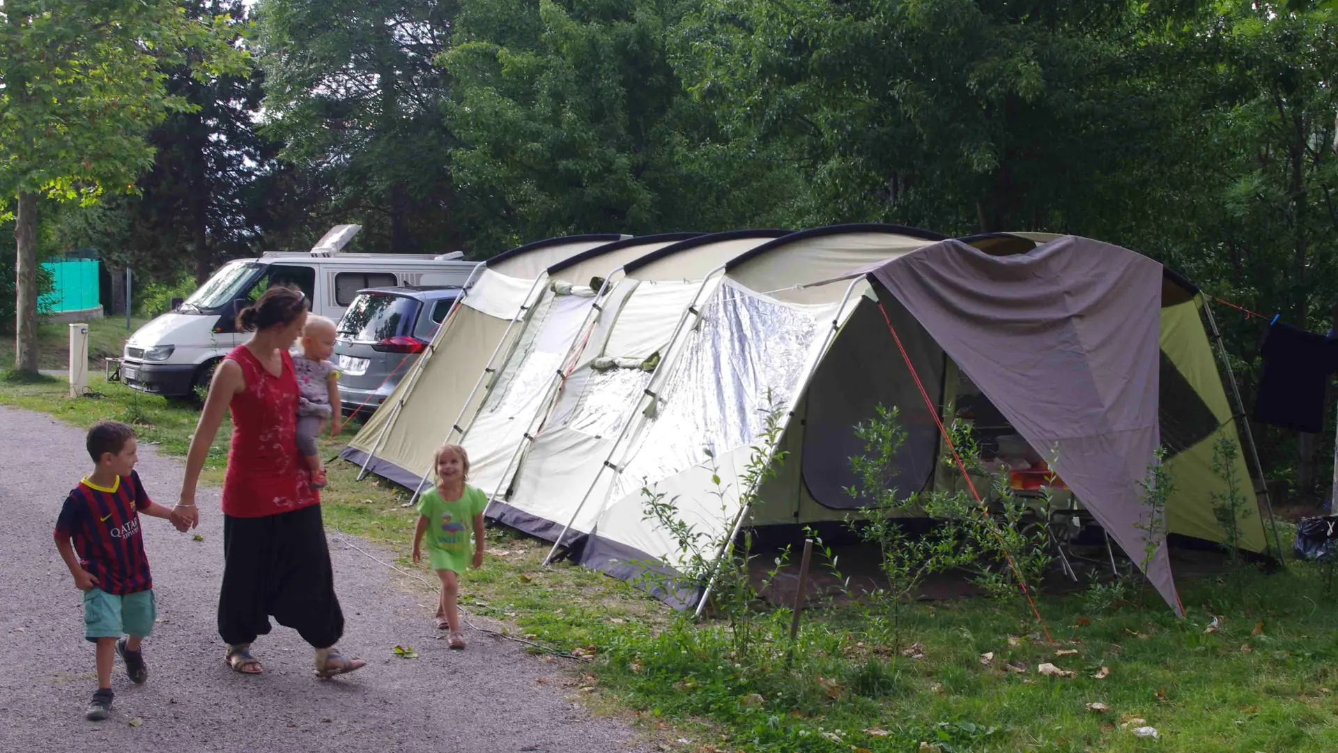 Camping_El_Pailles_Emplacement_Confort