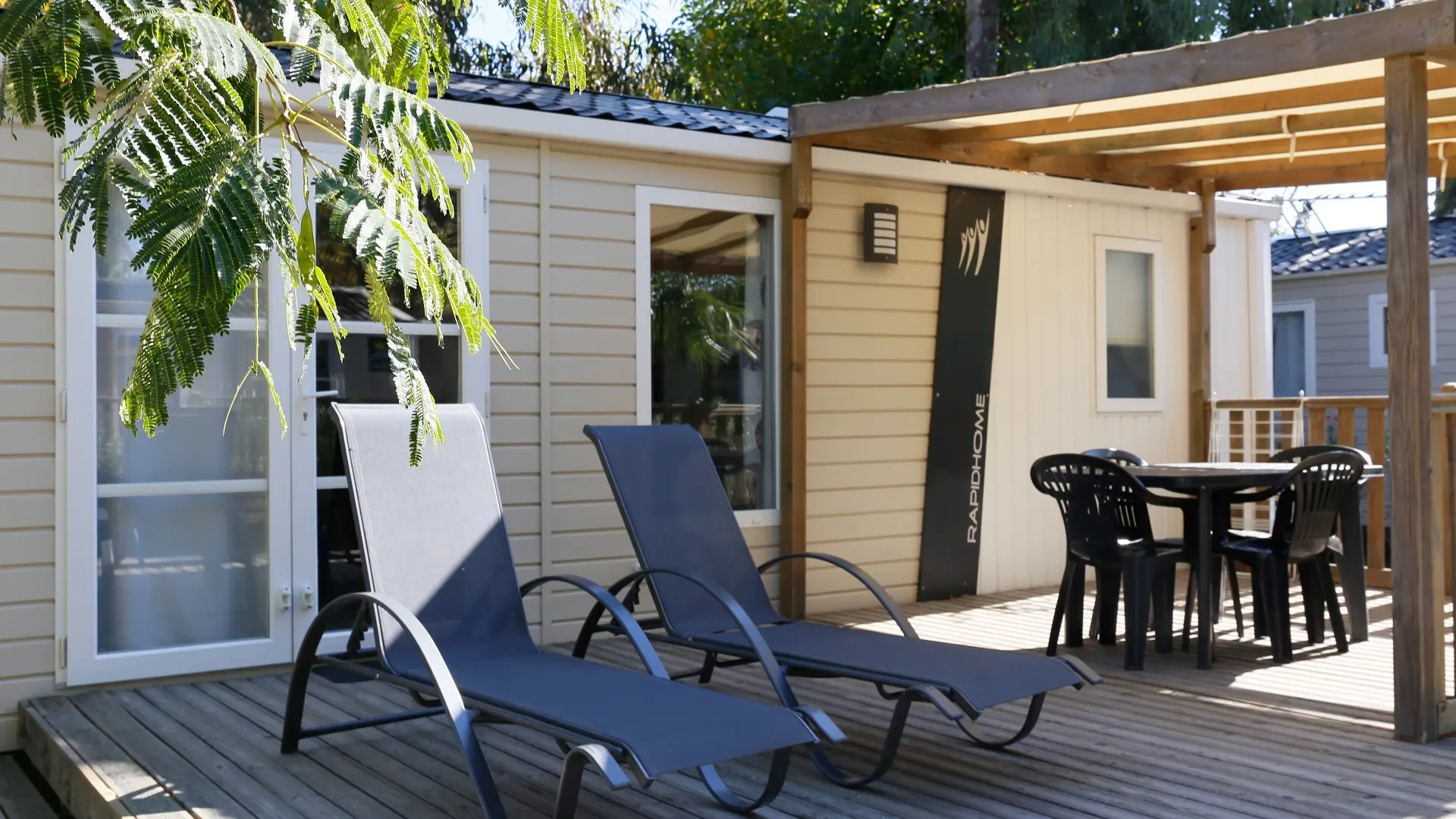 Camping Le Bosc Saint-Cyprien 06 1920px