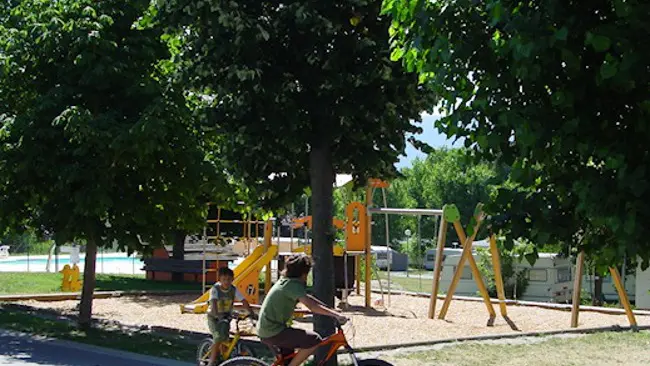 Camping Le Robinson 6