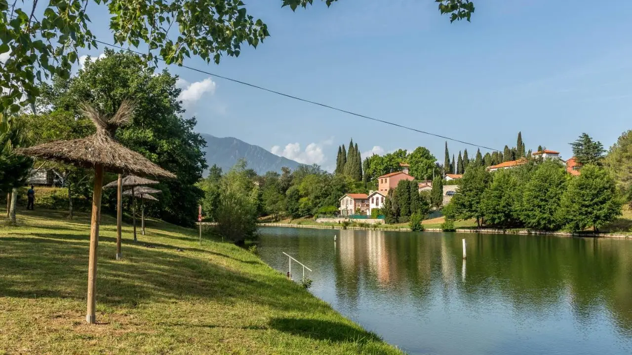 Camping Les rives du Lac Vinça (4)