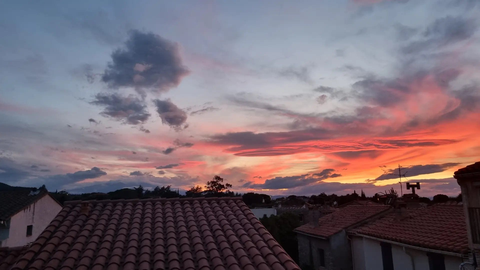 Crépuscule début juillet