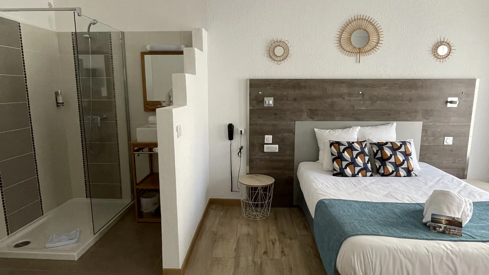 DOUBLE STANDARD 303 2