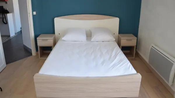 Chambre 1 vue sur le port ( balcon )