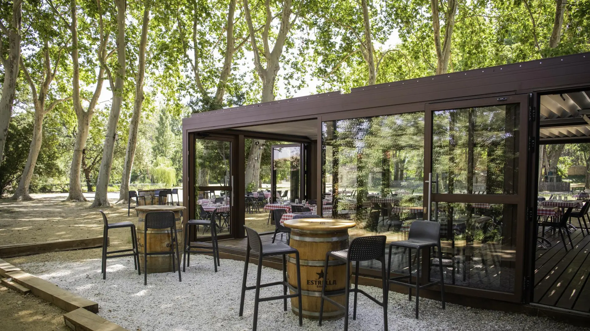 Extérieur guinguette de clairfont