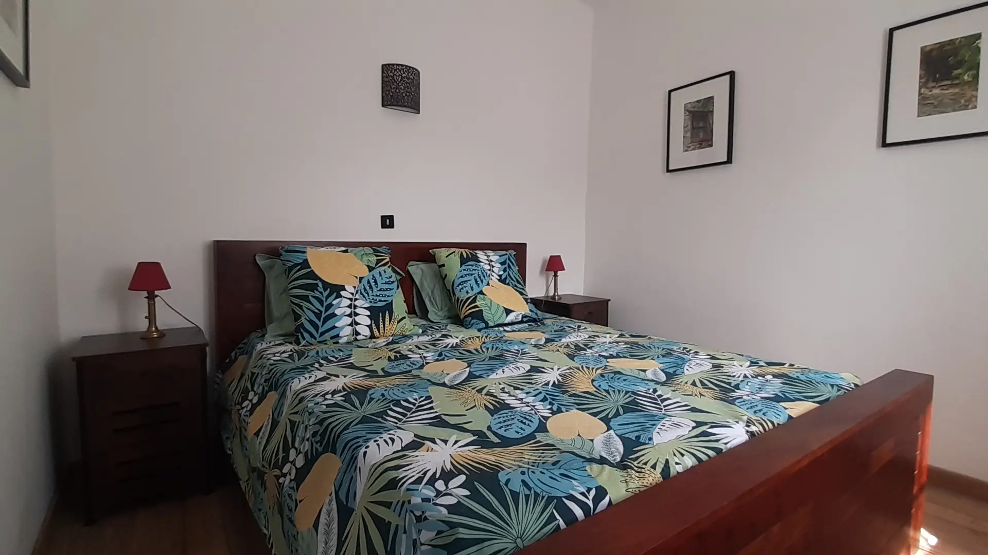 F5 Meublé La Pommeraie Corneilla Chambre parents 20230819_162035