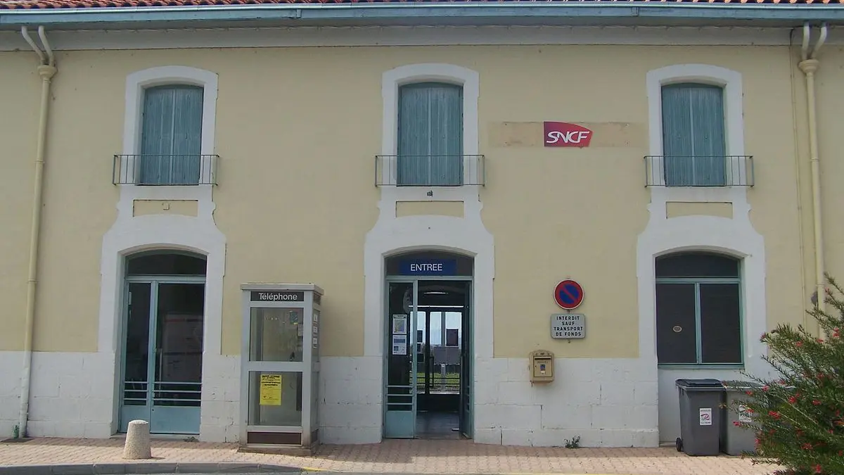 GARE-SNCF-DE-RIVESALTES