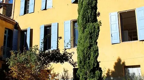 Gîte-de-caractère-4-pers-prades-66-exterieur-jardin-12-2-e1549323486458