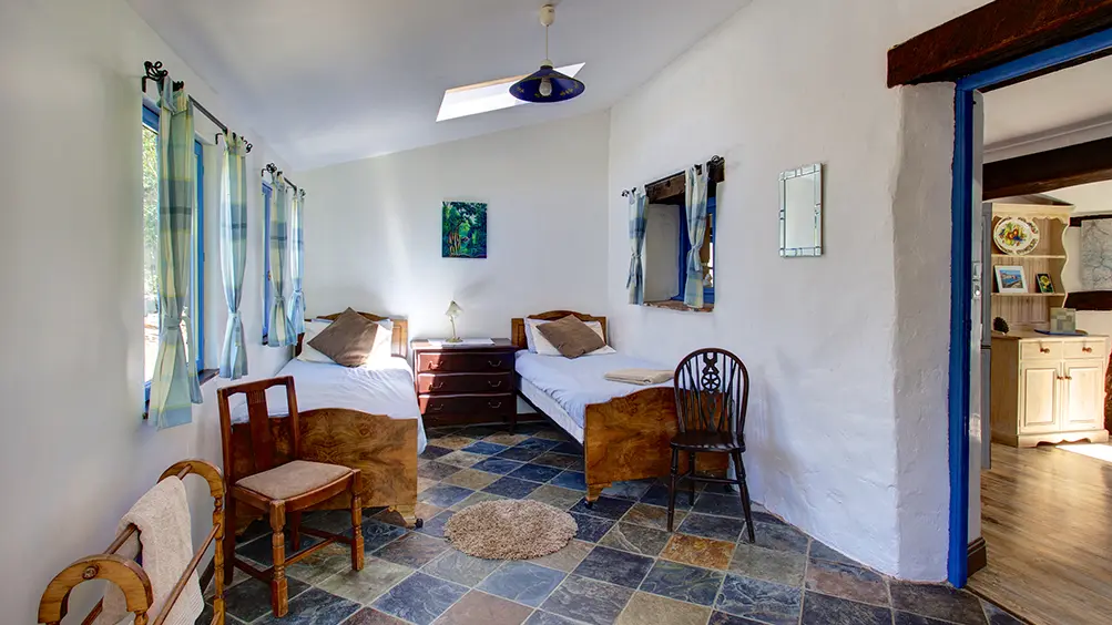 GrangeTwinBedroom