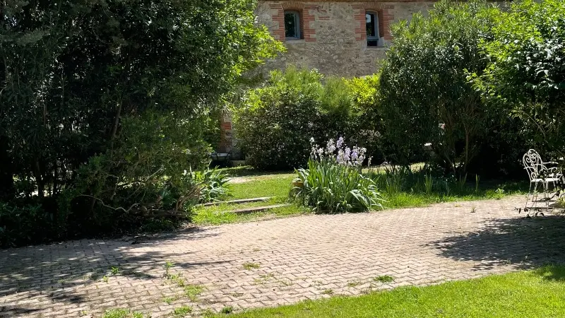 HLOLAR0660002356_18