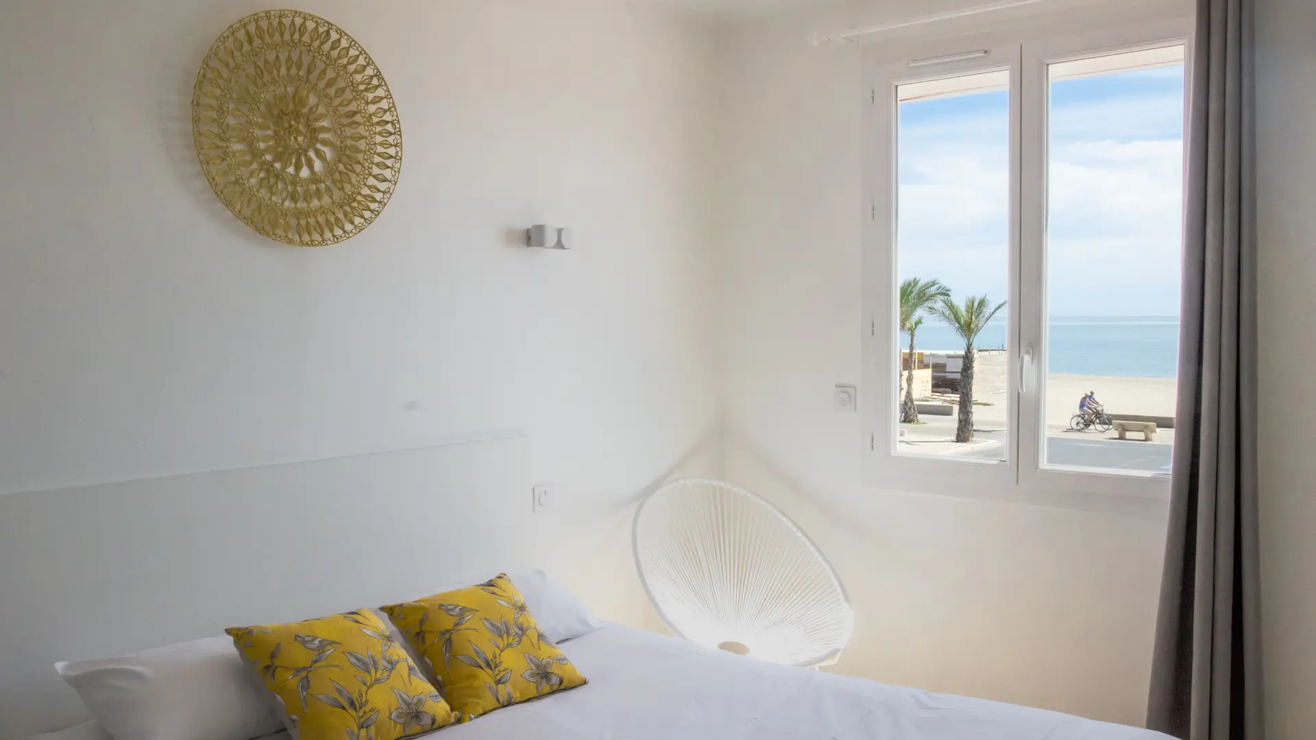 PORT BARCARES HOTEL CASA