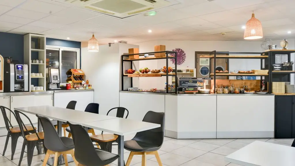 Hôtel Kyriad Perpignan Sud 8