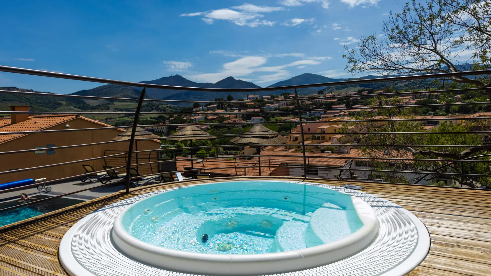 Hôtel-madeloc-collioure-jacuzzi