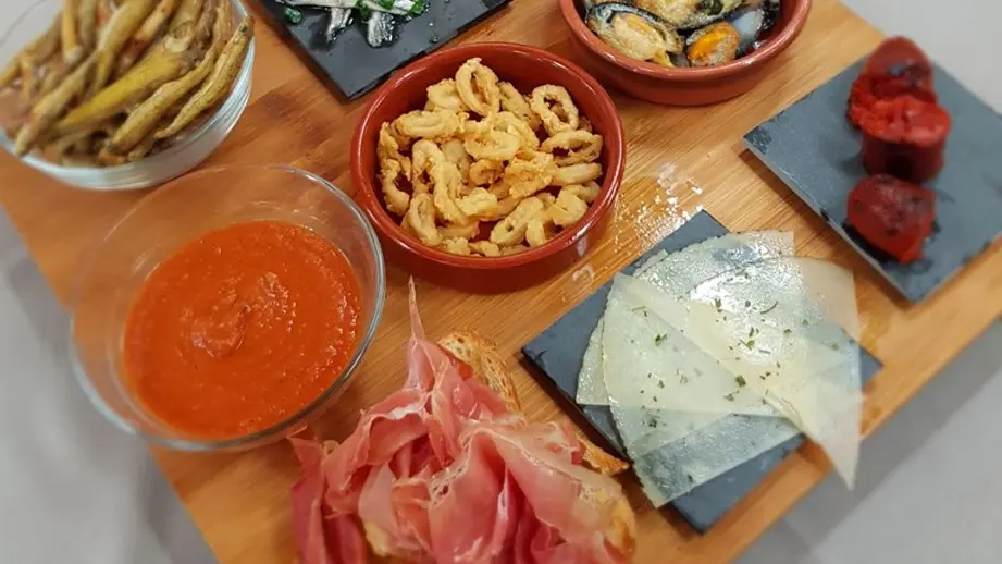 Hotel retsaurant les Glycines  (1)