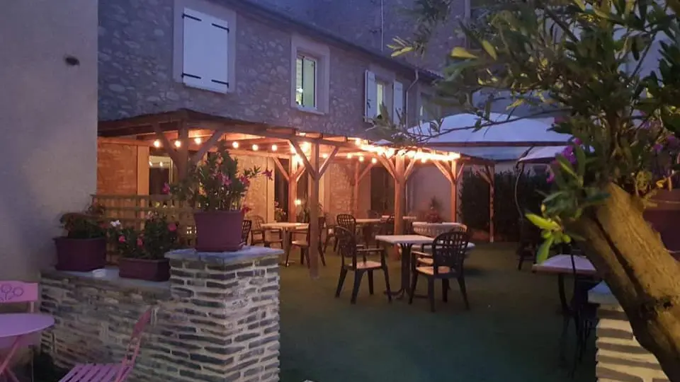 Hotel retsaurant les Glycines  (4)