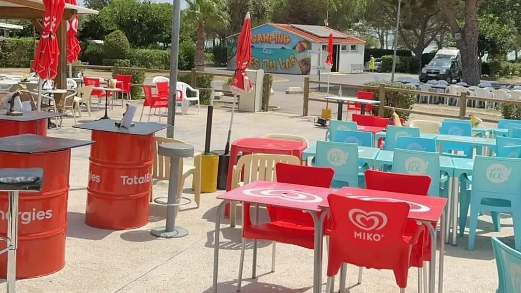 VILLENEUVE DE LA RAHO HPA LES RIVES DU LAC