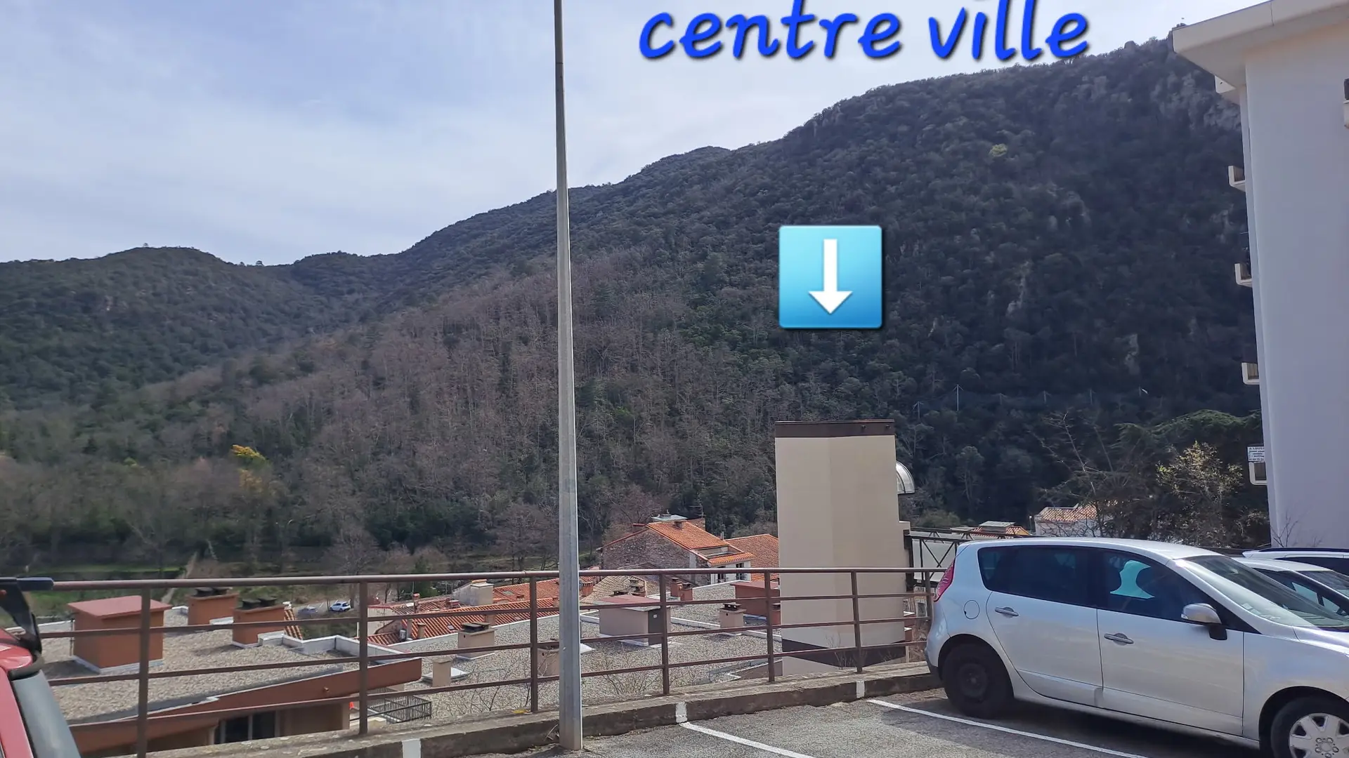 ascenseur dans la résidence donnant accès aux thermes