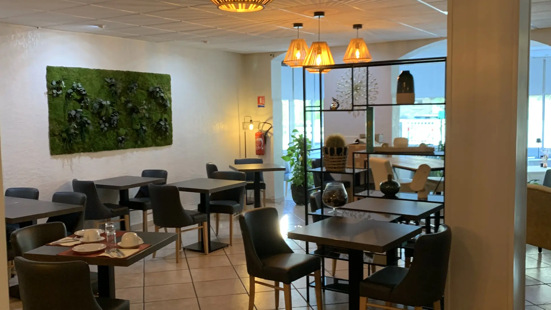 Salle de petit dejeuner