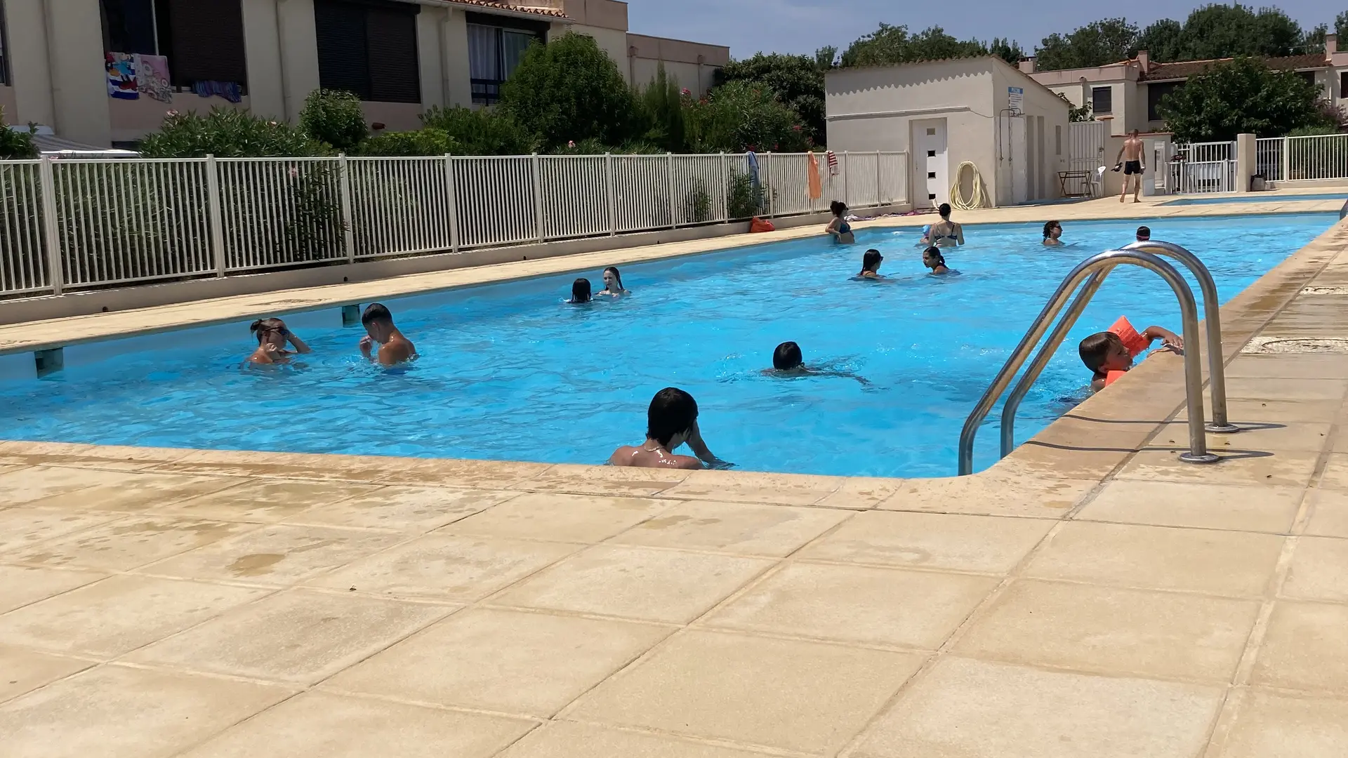 piscine de la résidence