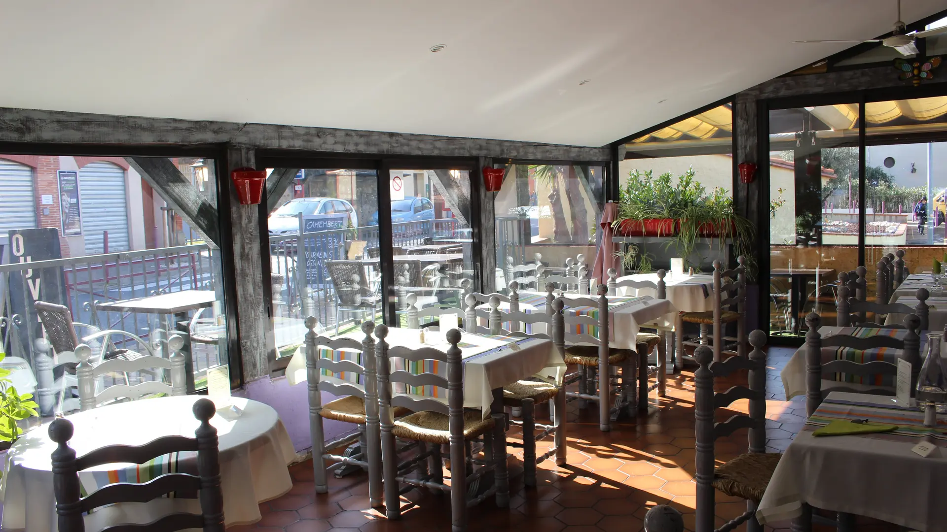 AUBERGE DES ALBERES ST GENIS