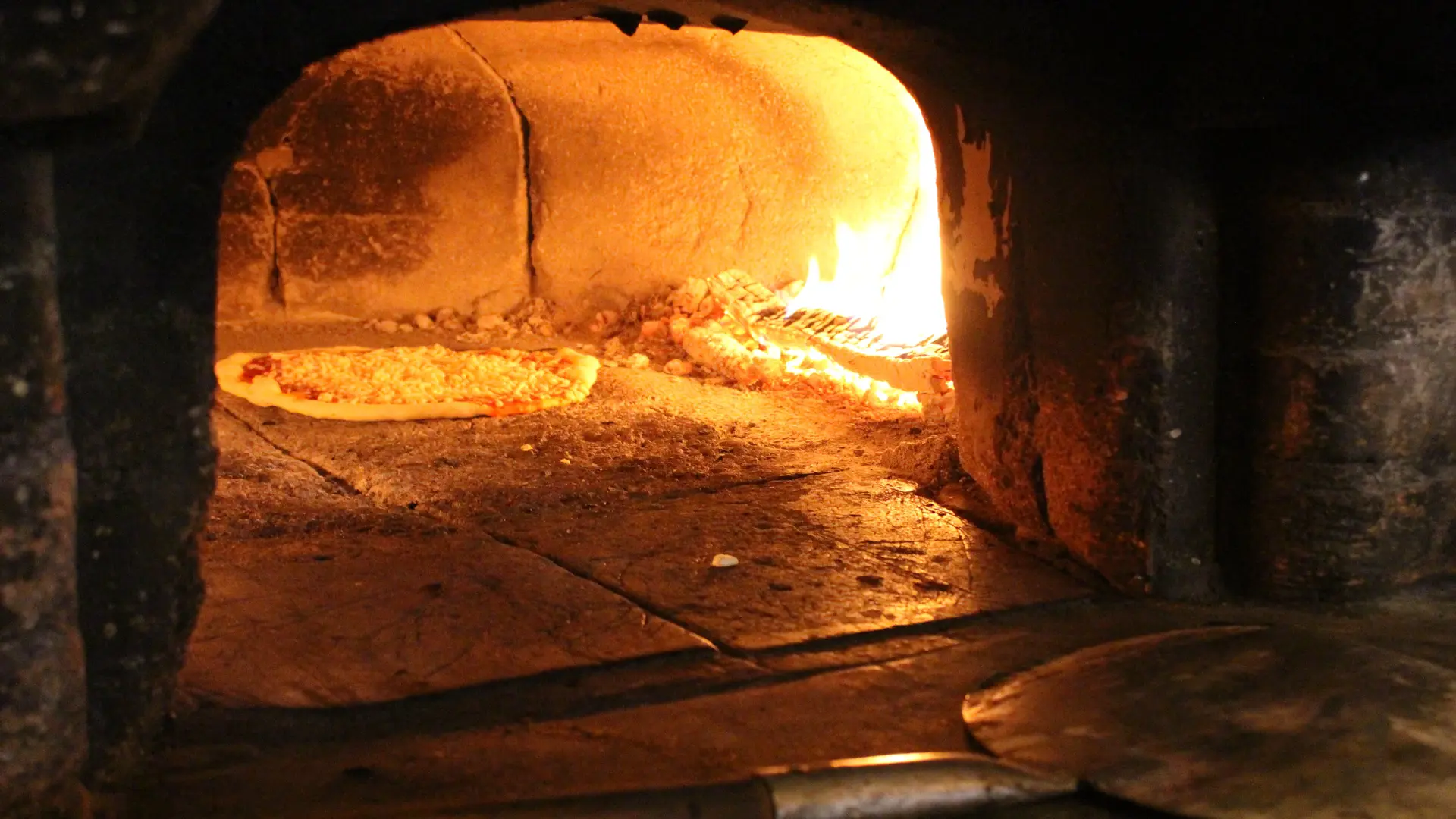 RINALDO PIZZA ST GENIS