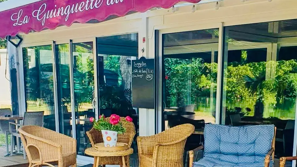 LA GUINGUETTE DU LAC TERRASSE