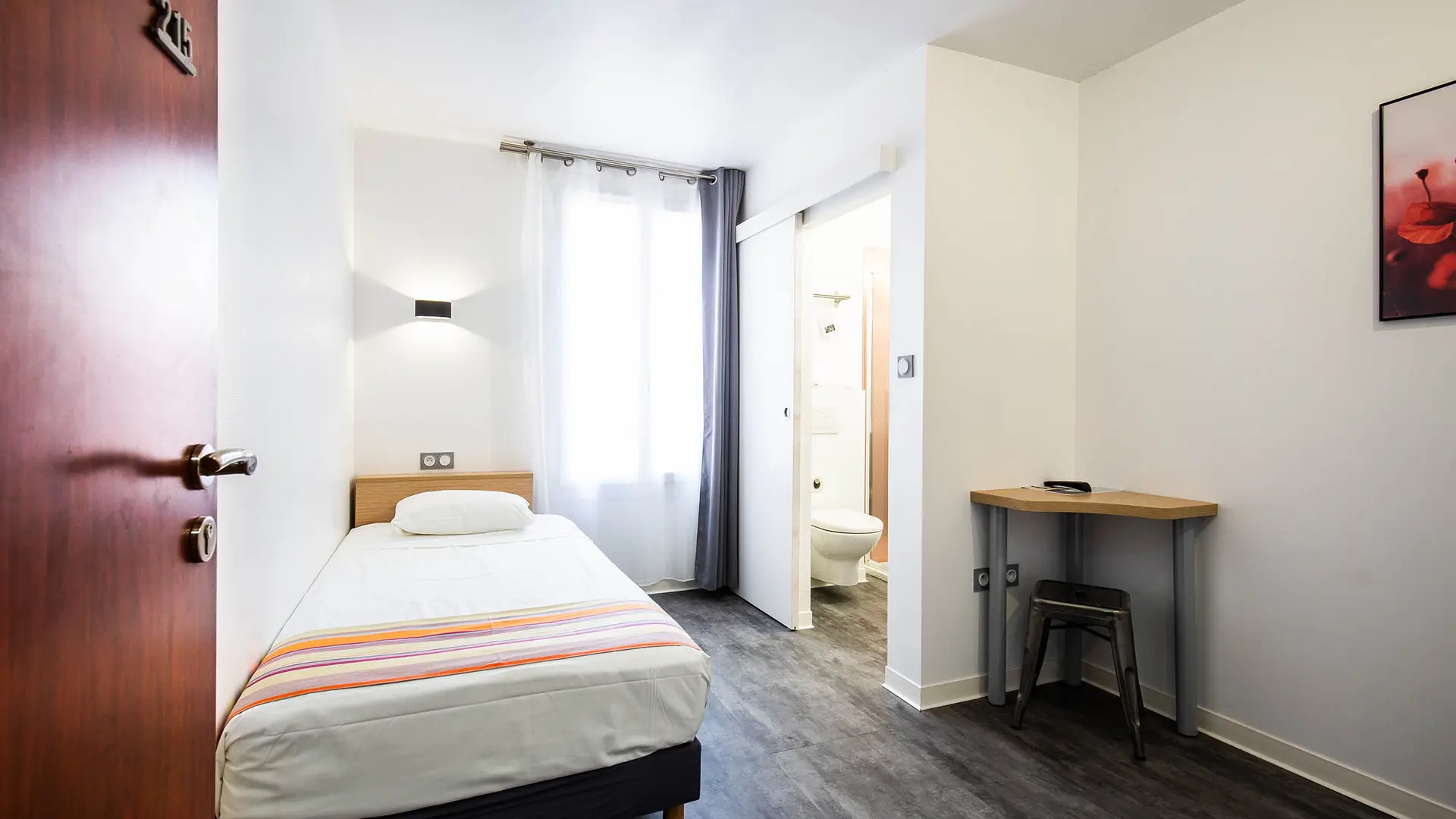 Hotel Paris-Barcelone 10