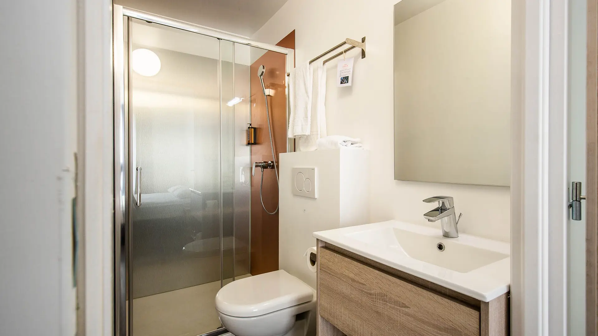 Hotel Paris-Barcelone 8