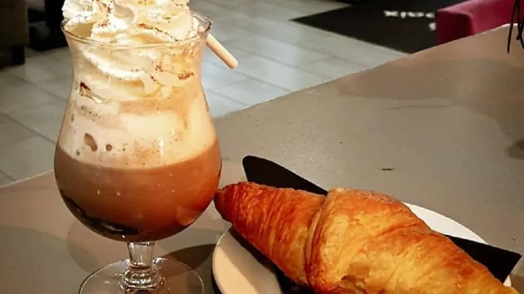 LE GRAND CAFÉ DE LA PAIX 4