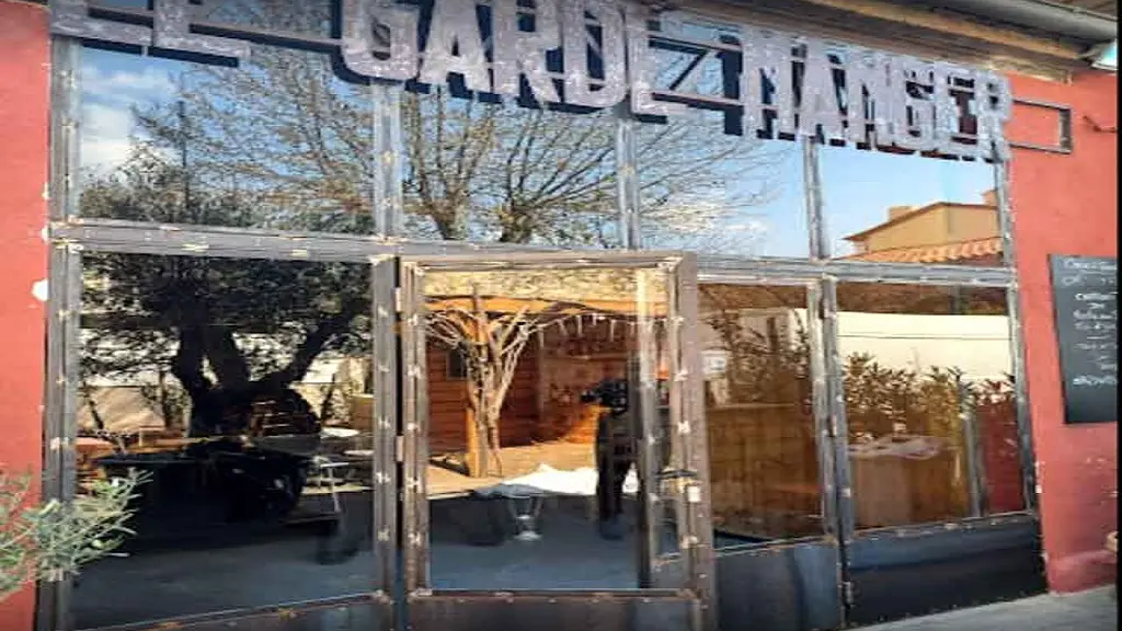 RIVESALTES LE GARDE MANGER DEVANTURE