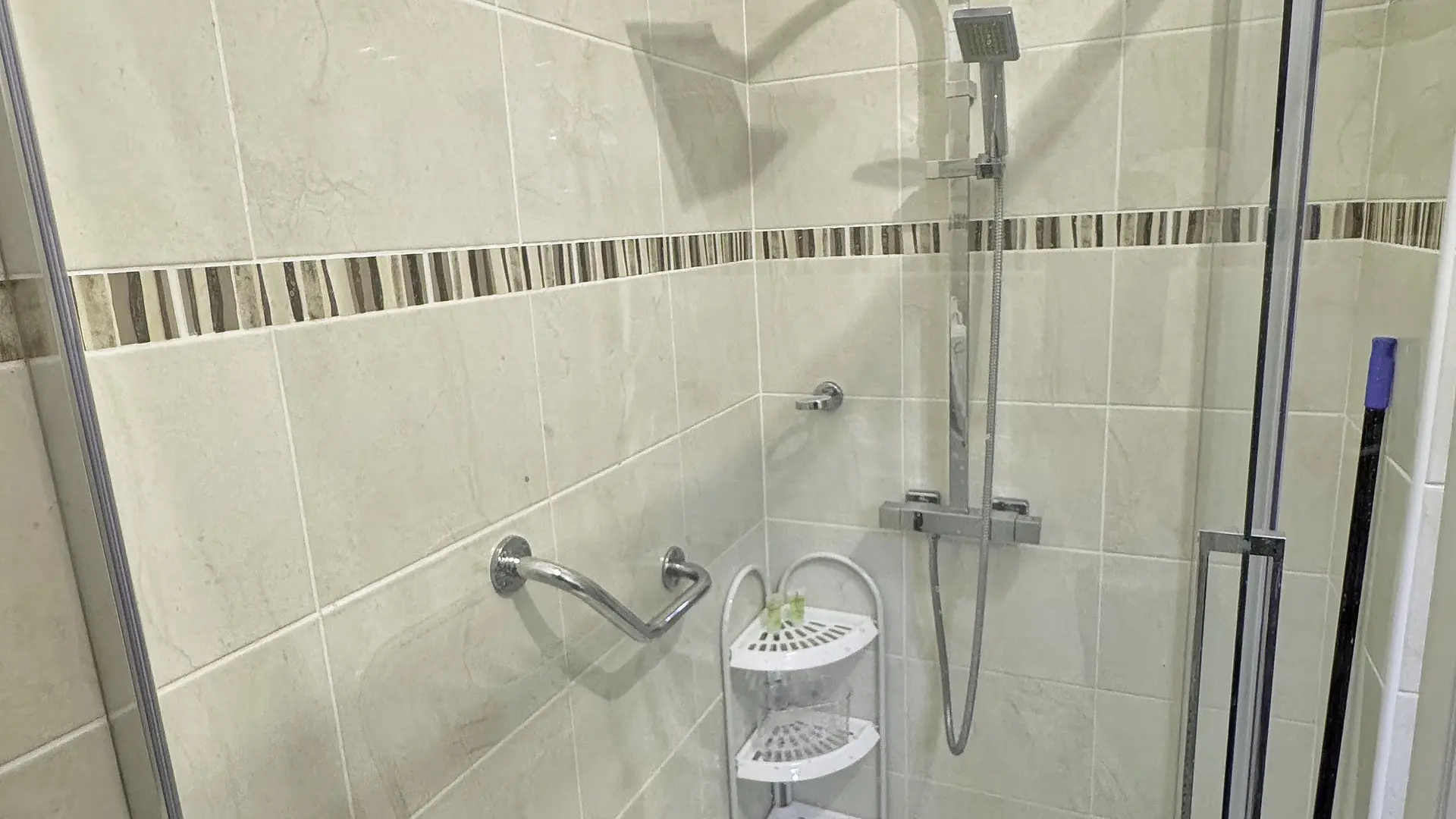 Le Palais_T2_Salle_de_Bains_4