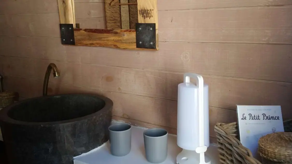 Les perles catalanes Lodge salle de bains