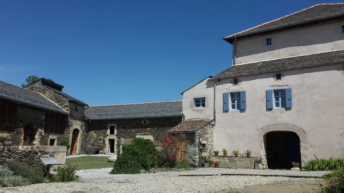 MDC 2019 Vue générale  ferme et maison web