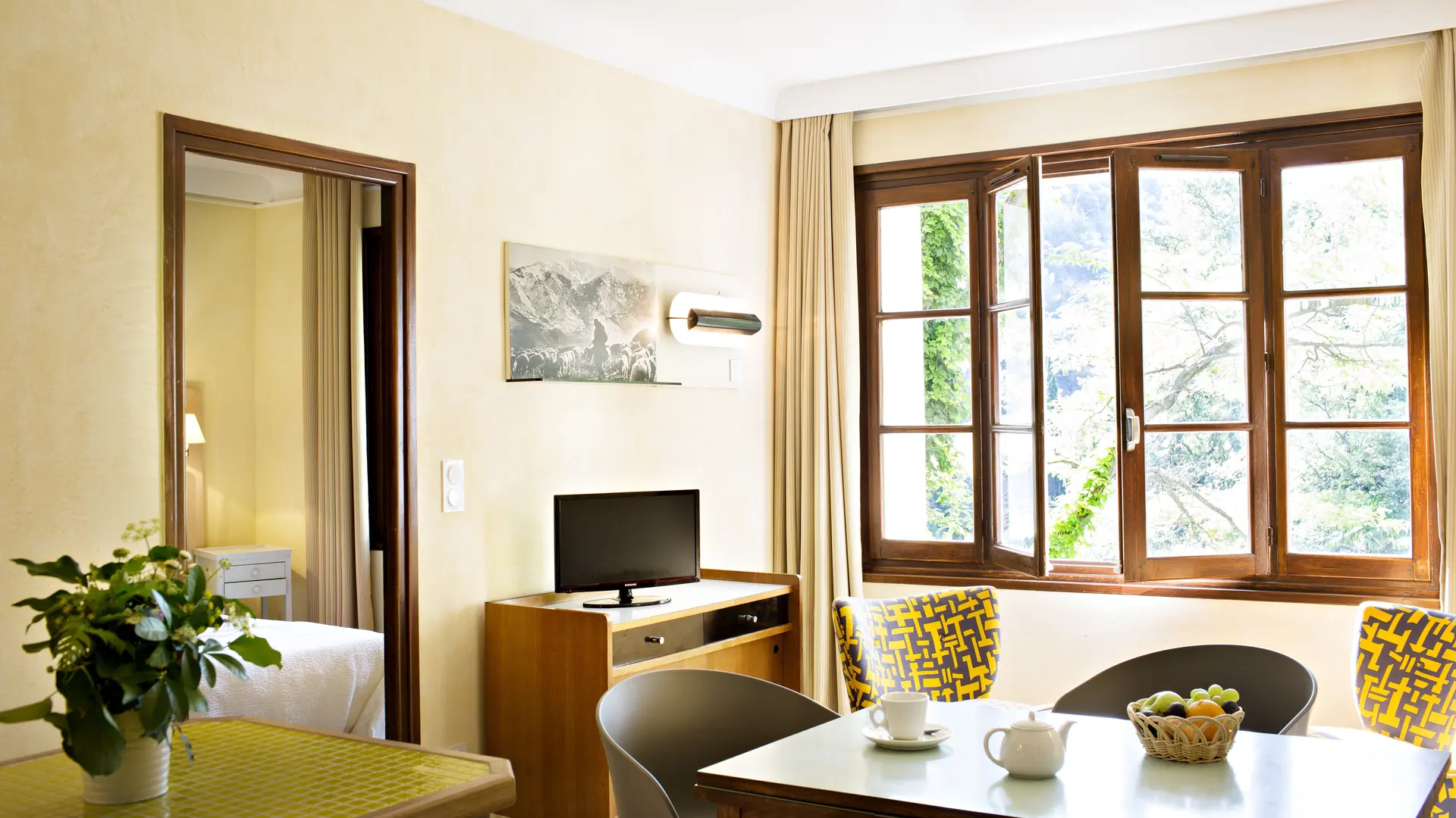 MTG HEB 002 RES LE MAMET MARIELSA NIELS