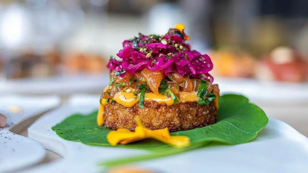 NIKKEI BY RUBEN GOMEZ 1