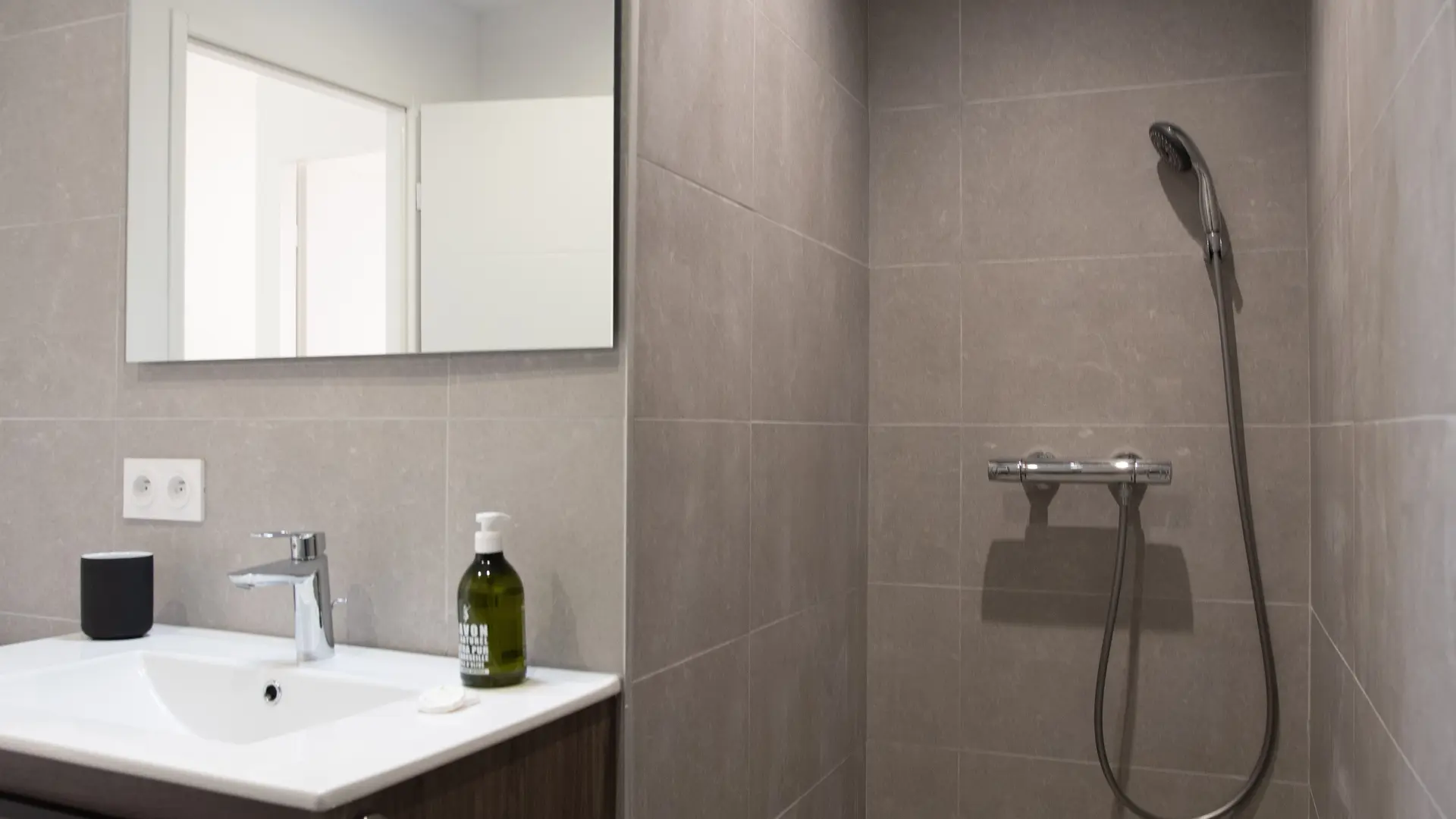 NIKOLLA T4 RICHELIEU (13)