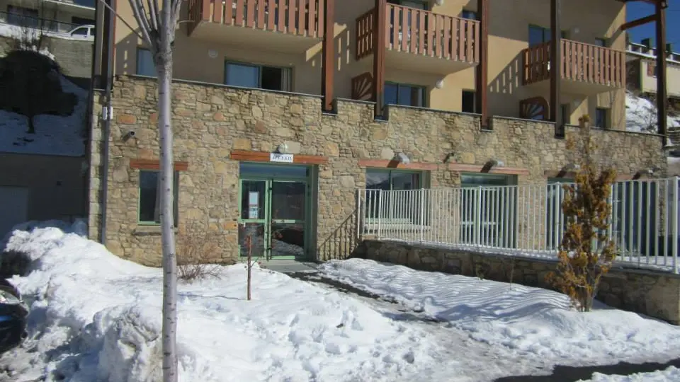 Nemea Les Chalets du Belvédère 1