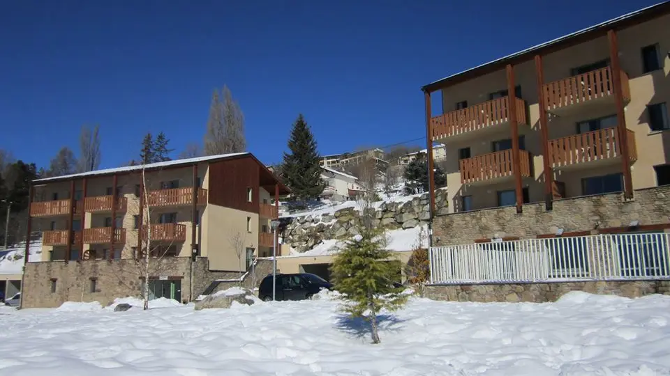 Nemea Les Chalets du Belvédère 2