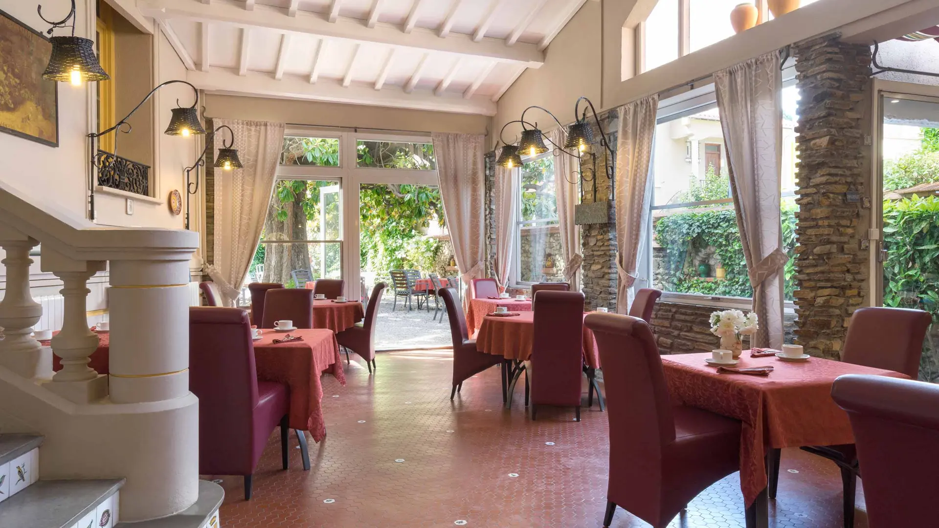 OK-NewBrand-f214-FR-collioure-petit-dejeuner-90