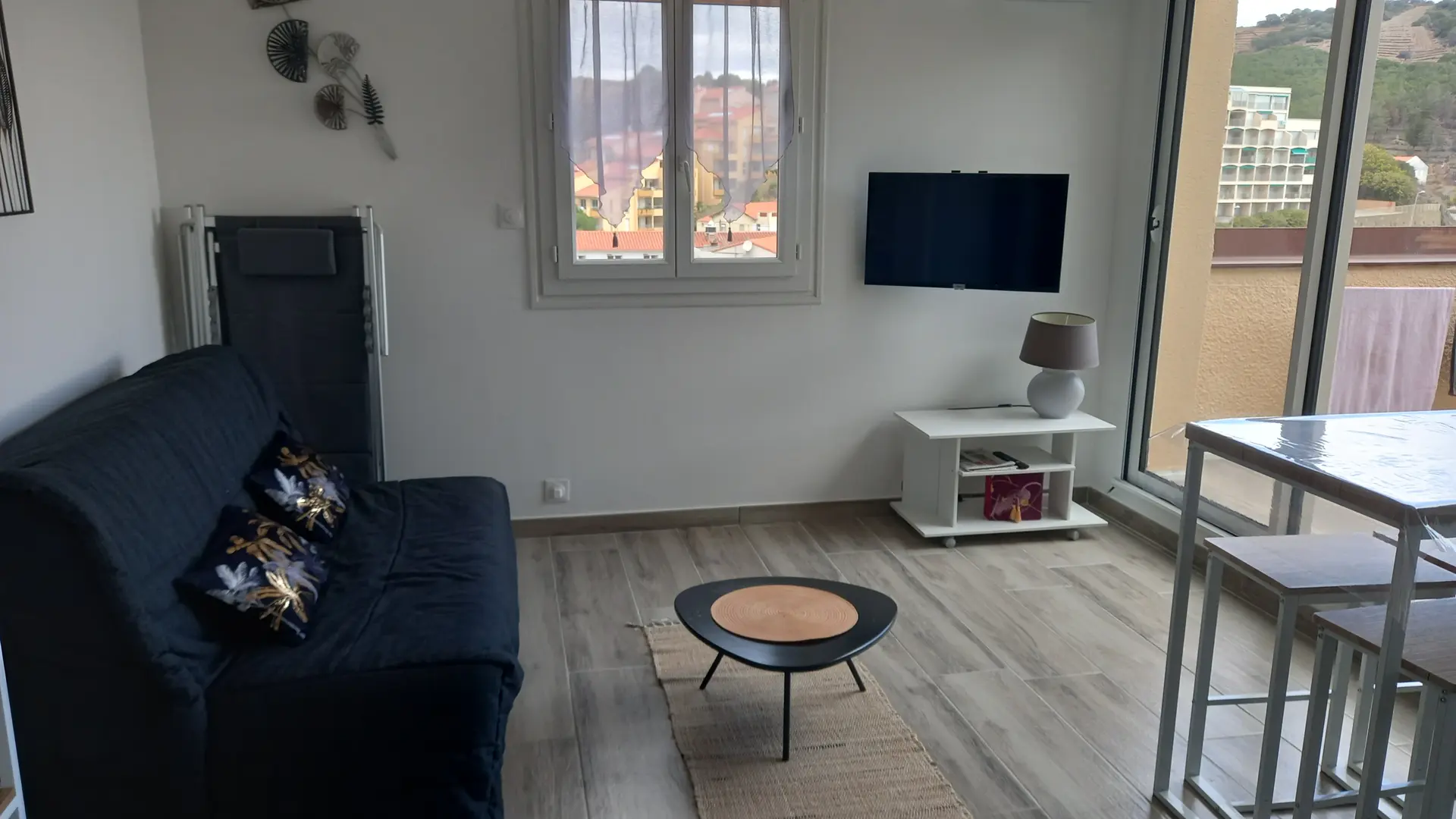 PIECE A VIVRE SALON TV