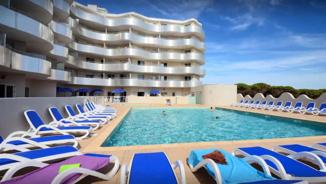 PORT BARCARES LOTUS BLANC ODALYS 4