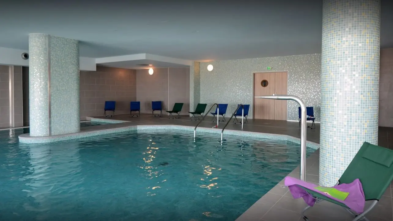 PORT BARCARES LOTUS BLANC ODALYS 2