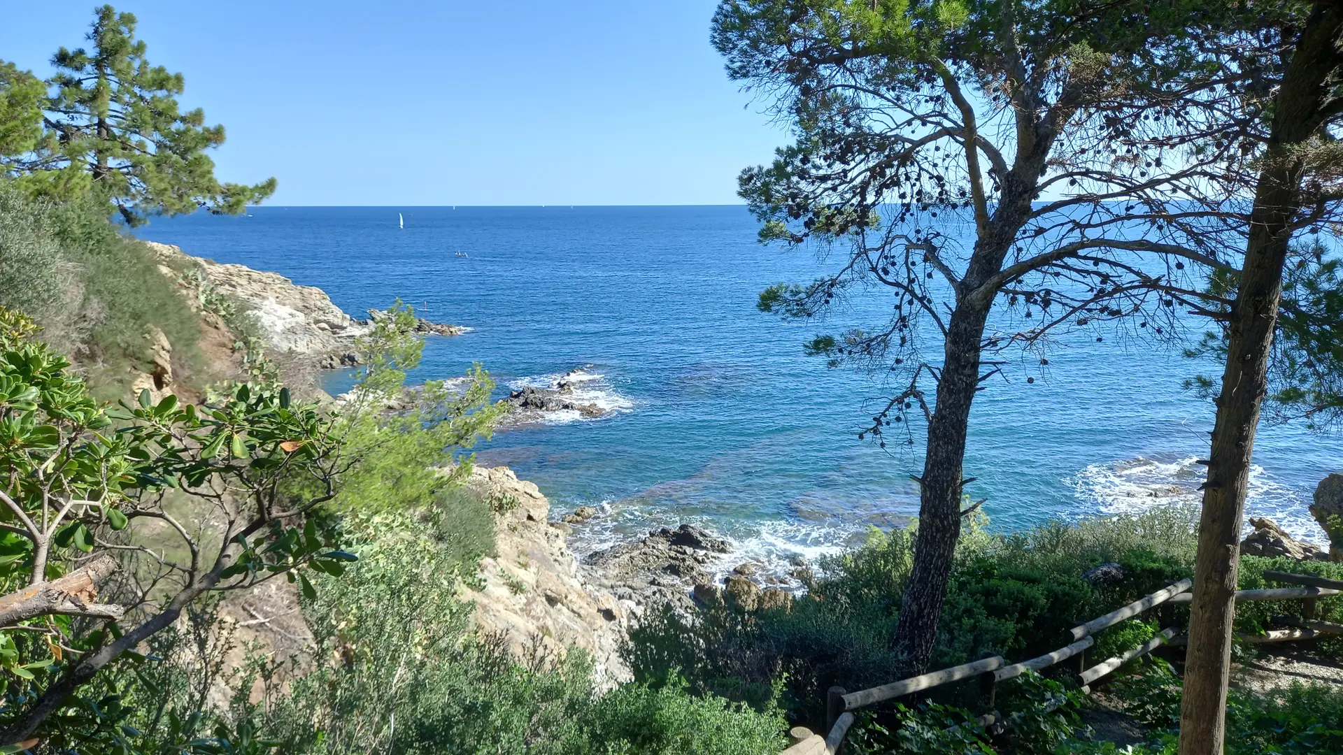 PROXIMITE SENTIERS DE RANDONNEES