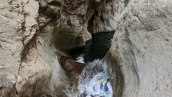 Pyrénées Canyoning